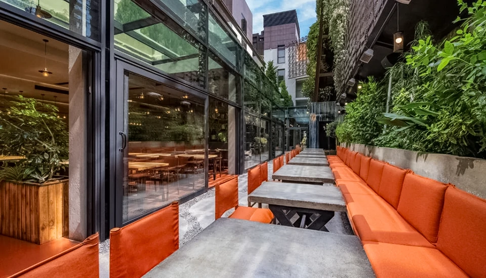 هتل آیوتا تفلیس